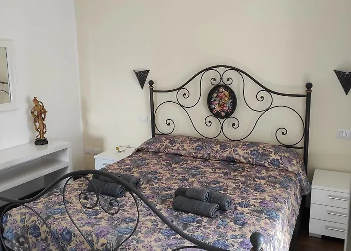 Lägenhet House Paradise Perledo